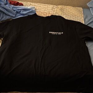 Essentials FW24 black crewneck tee